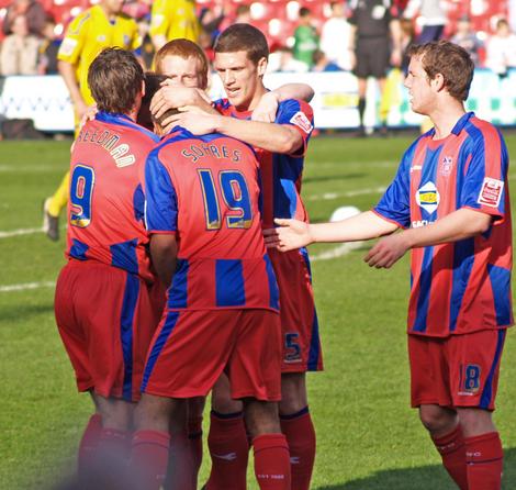 http://www.holmesdale.net/images/photogallery/photos/m/7591.jpg